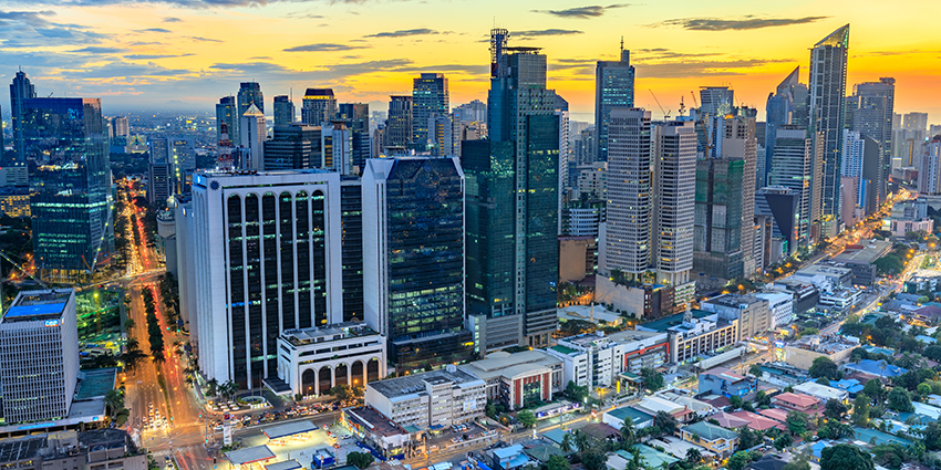 AdobeStock_193892742-Metro-Manila-Phillipines