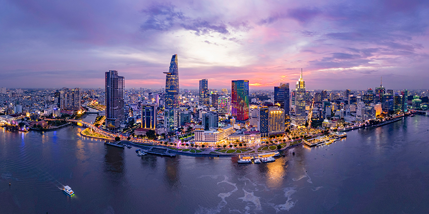 AdobeStock_609261595-Ho-chi-min-Vietnam