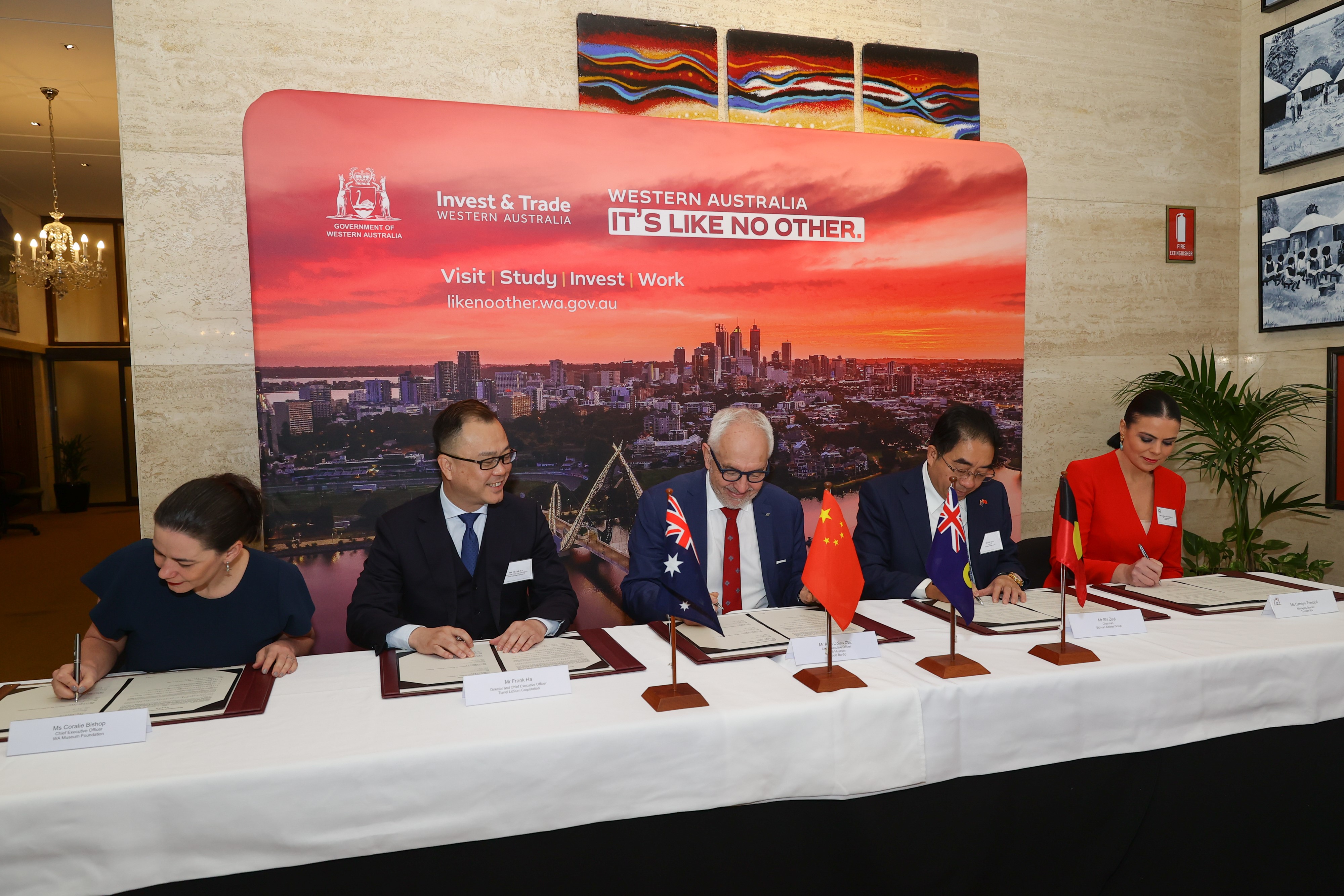 (3)	MoU signing at APR Foyer in Parliament House 